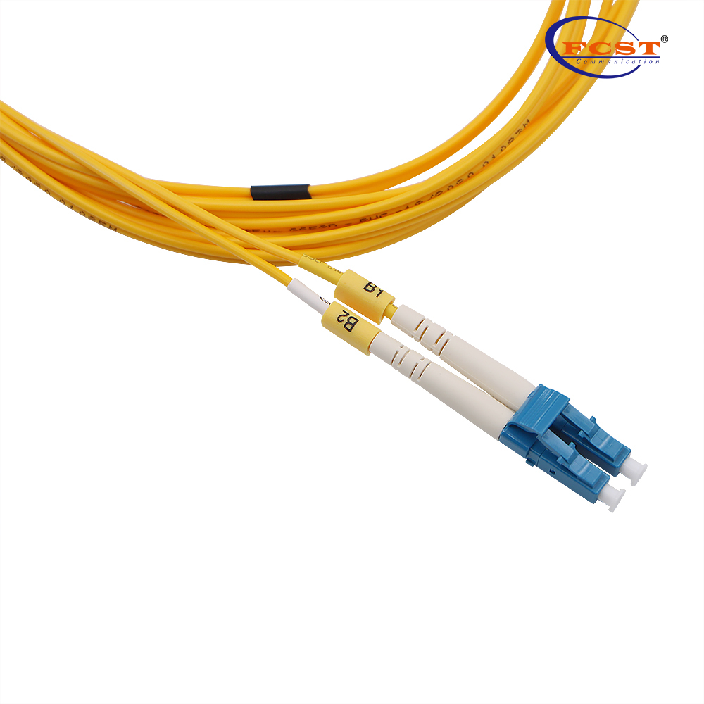 LC.UPC-LC.UPC دوبلكس أحادي الوضع 2.0 مم 1 متر PVC Patchcord