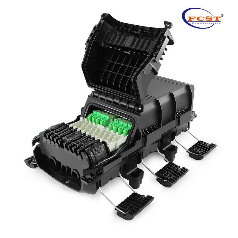 FCST01135 PP المواد IP67 إغلاق محطة الوصول إلى الألياف لكابل التغذية وكابل الإسقاط