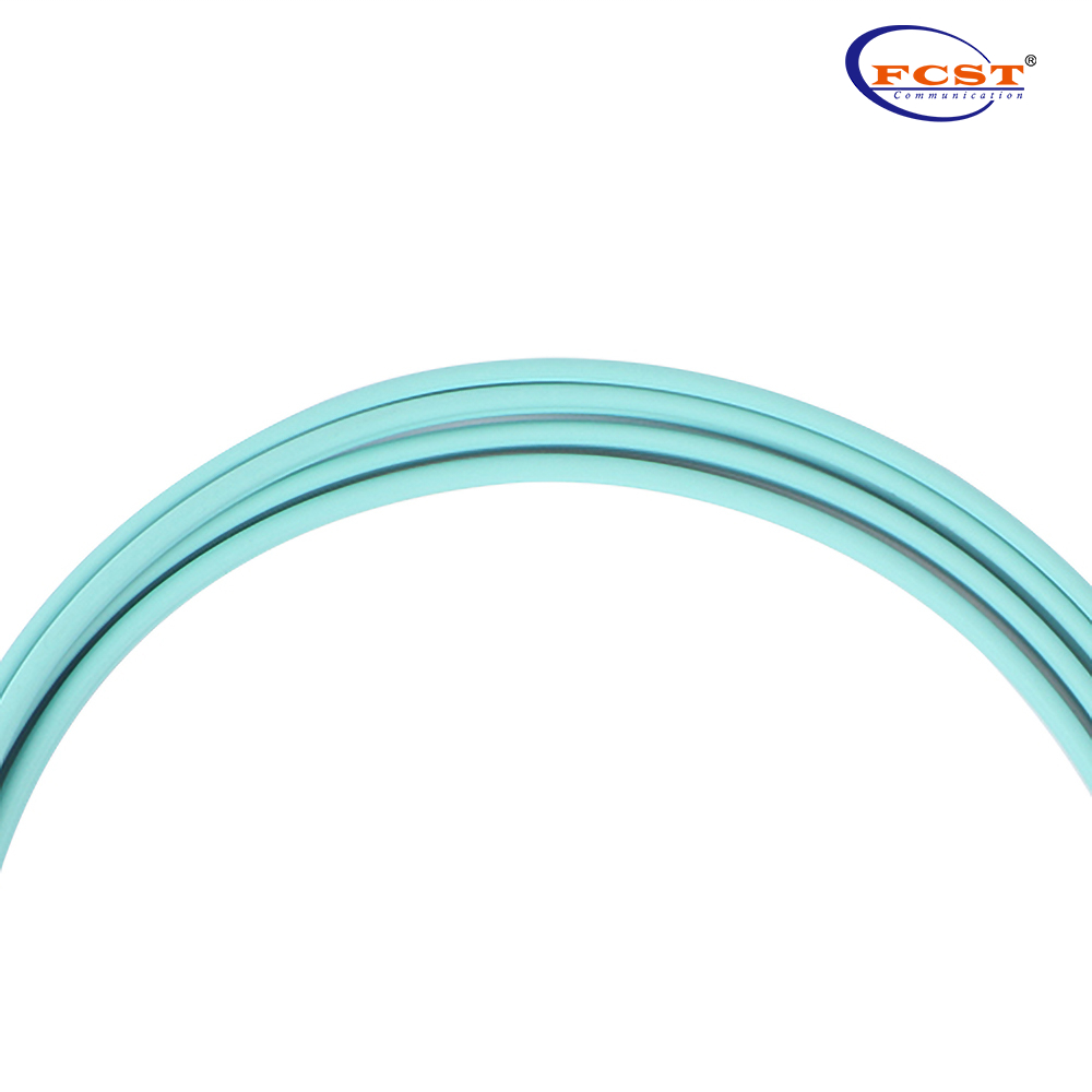 SCUPC-SCUPC دوبلكس OM3 MM 2m PVC 2.0mm كابل تصحيح الألياف البصرية