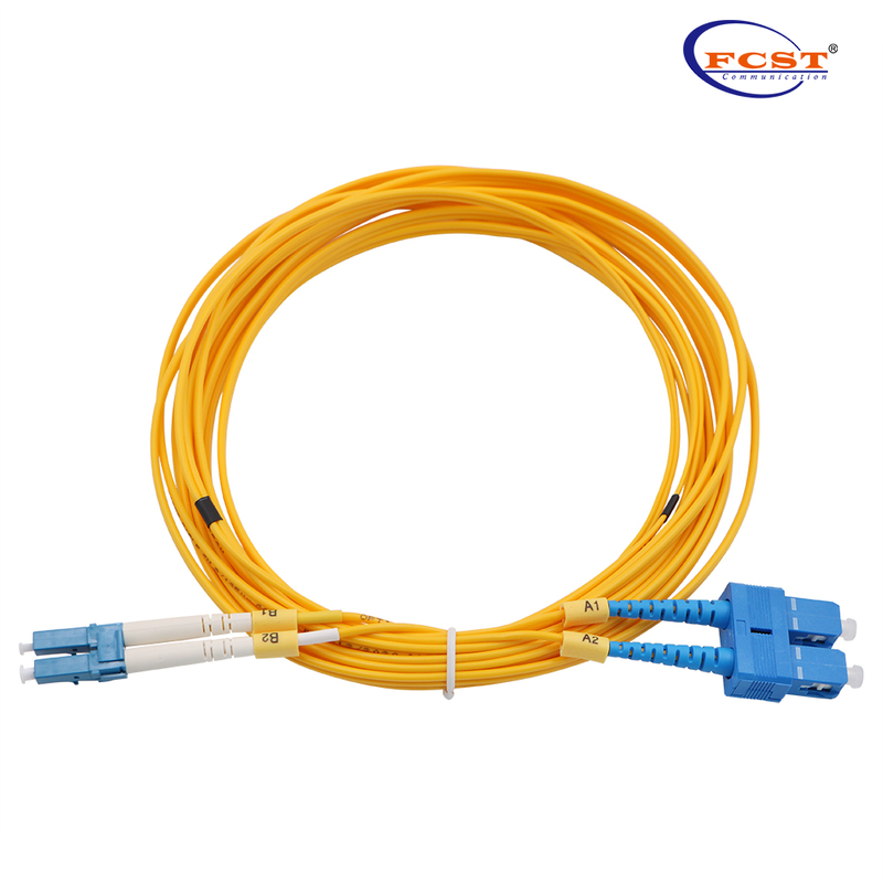 SCUPC-LCUPC دوبلكس أحادي الوضع 3.0 مم 2 م PVC Patchcord