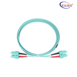 SCUPC-SCUPC دوبلكس OM3 MM 2m PVC 2.0mm كابل تصحيح الألياف البصرية